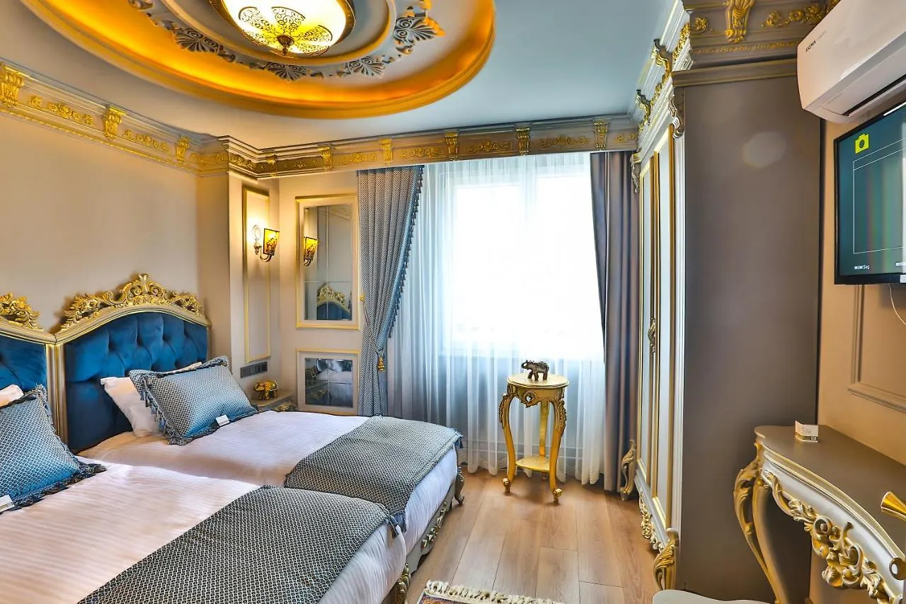 טראבזון Real King Suite Hotel