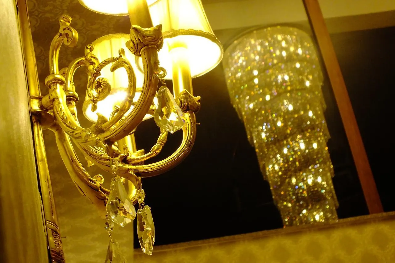 טראבזון Real King Suite Hotel