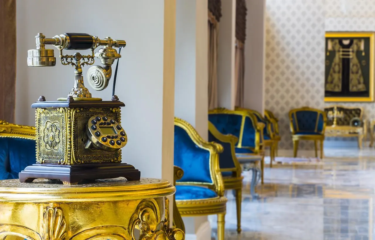 טראבזון Real King Suite Hotel