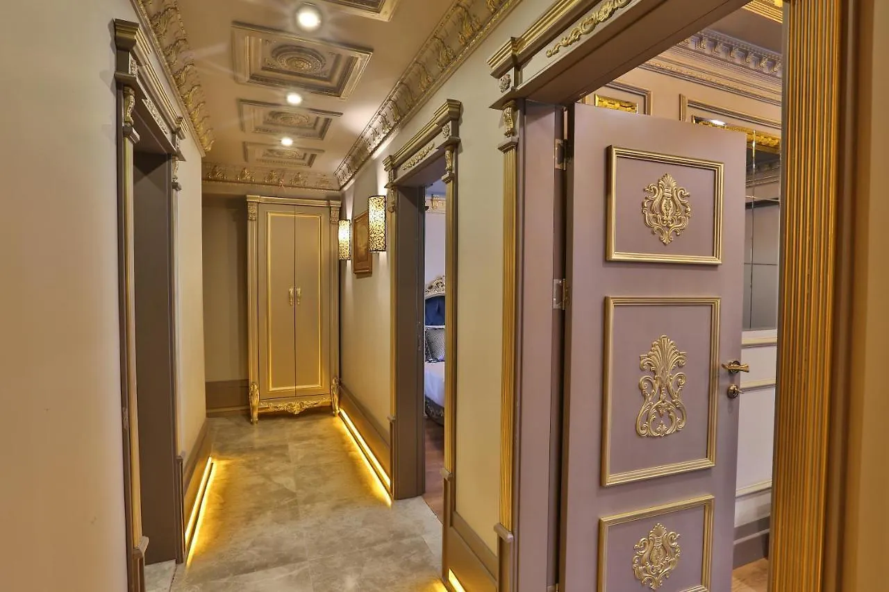 Real King Suite Hotel Trabzon 4*,